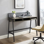 42-inch industrieel schrijfbureau met geperforeerde achterkant en opbergvakken