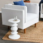 Massief houten bijzettafel of krukje in mid-century modern stijl