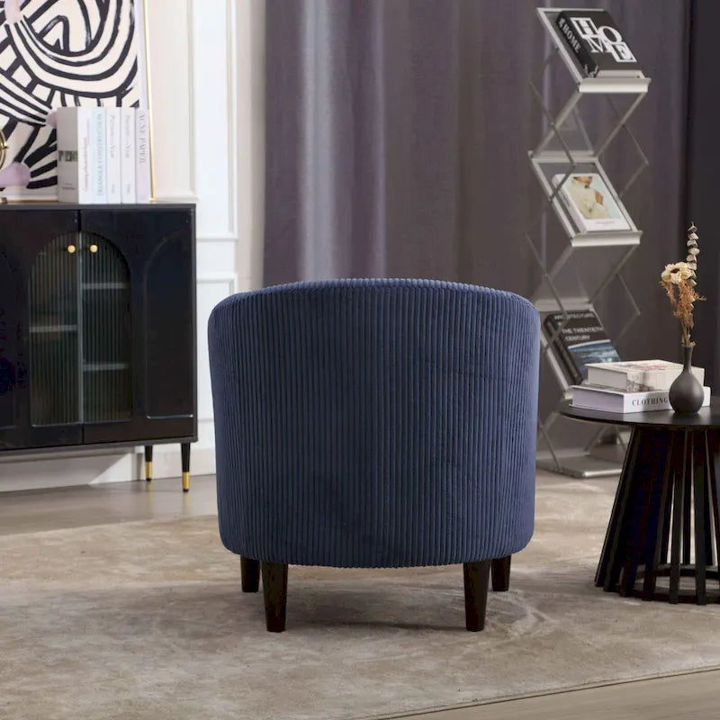 Stoffen fauteuil met kussen en en sierkussen